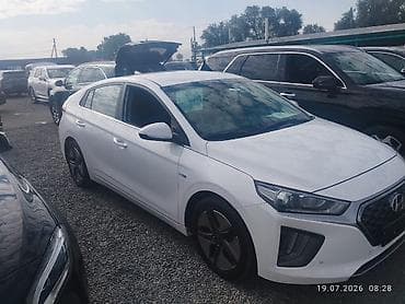 Транспорт: Hyundai Ioniq: 2019 г., Гибрид, Лифтбек — 3