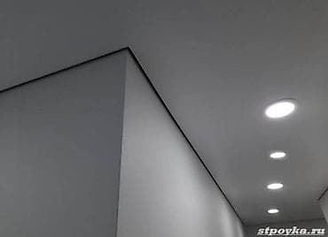 a frame: Натяжной потолок Глянцевое, Матовое, 3D потолки Гарантия, Бесплатная консультация, Бесплатный замер — 4