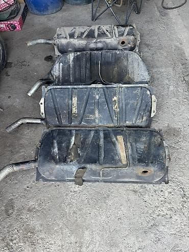 Глушители/задние банки выхлопной системы с патрубками. - Тип