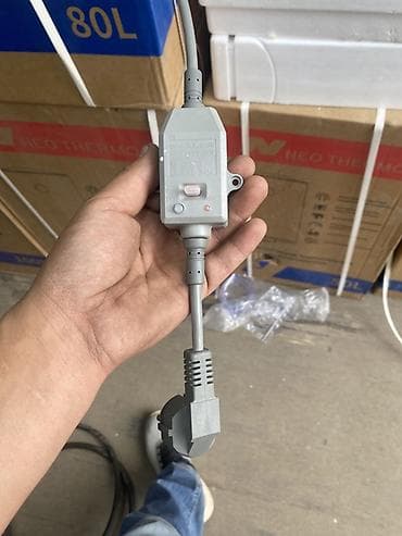 nokia e51: Накопительный водонагреватель Объем бака: 50 л, Электрический, Регулятор температуры — 5