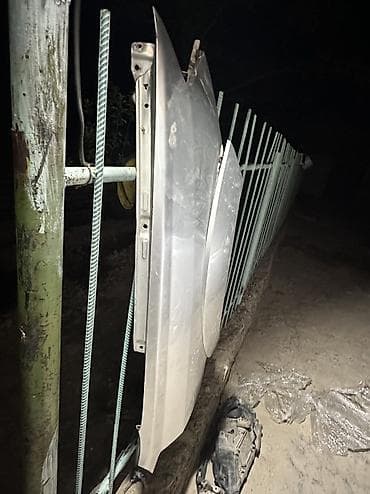 дом на колосах: Крыло Переднее правое Subaru, 2006 г., Б/у, Аналог — 3