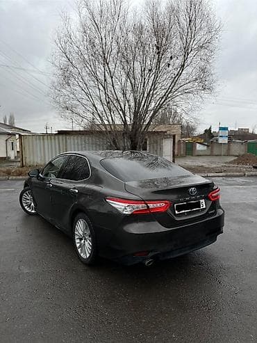 rx 400: Toyota Camry: 2018 г., Автомат, Гибрид, Седан — 5