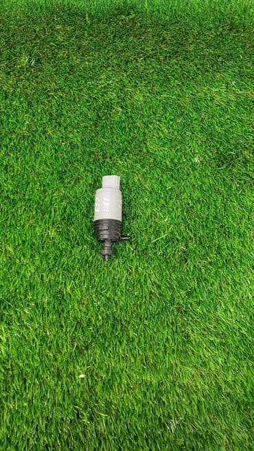 e46: Носос стеклоомывателя на BMW 6-Series E63 (Моторчик бачка омывателя — 1