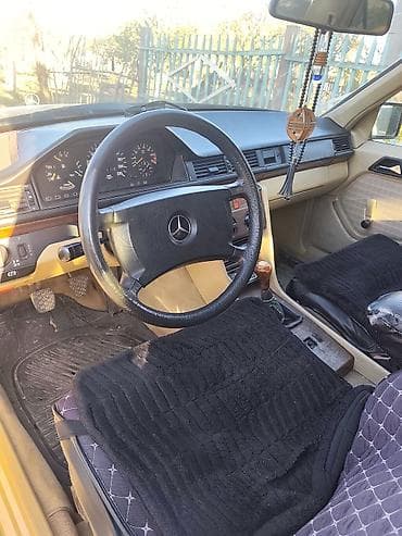 fit ge: Mercedes-Benz E-Class: 1990 г., Ручные, Бензин, Седан — 2