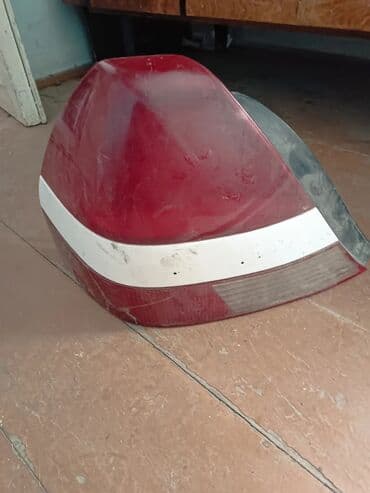 авто нисан: Продаю фары задняя левая от тойота Марк 2отдам за 2 тыс сом — 4
