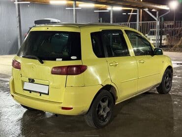 продаю с: Mazda Demio: 2003 г., 1.3 л, Бензин — 3