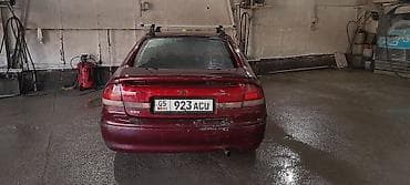 mazda 326: Mazda 626: 1994 г., 2 л, Ручные, Бензин, Лифтбек — 4
