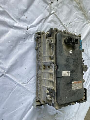 инверторы для солнечных батарей металл: Инвертор с Японии подходит на : Toyota RAV4 h гибрид Lexus NX300 h — 1