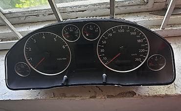 включатель фар 124: Щиток приборов Audi Оригинал — 1
