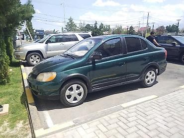 Toyota Echo: 2000 г., 1.5 л, Автомат, Бензин, Седан — 3