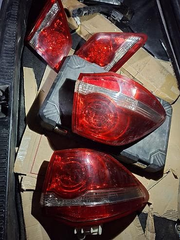 таета тундра: Toyota Crown: 2010 г., Седан — 1