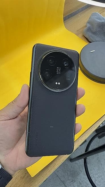 deco e4: Xiaomi, 14 Ultra, Б/у, 256 ГБ, 2 SIM — 8