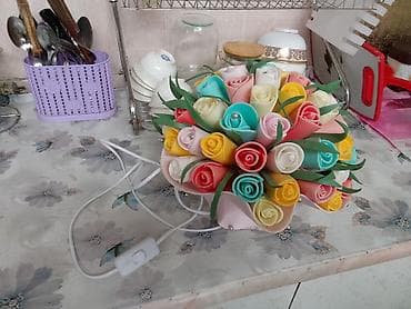 лампа ikea: Декоративный светильник-букет из роз. - Оригинальный настольный — 1