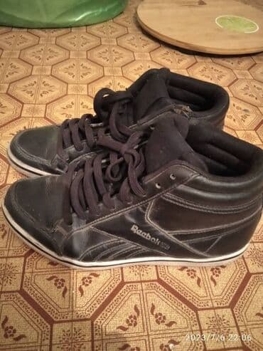 Мужские кроссовки, 37, Reebok, Б/у, цвет - Черный, Самовывоз