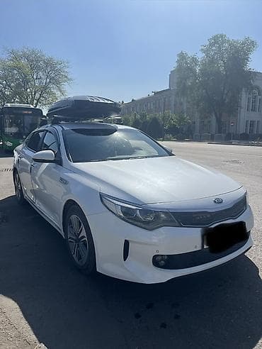 Продажа авто: Kia K5: 2017 г., 2 л, Гибрид, Седан — 3