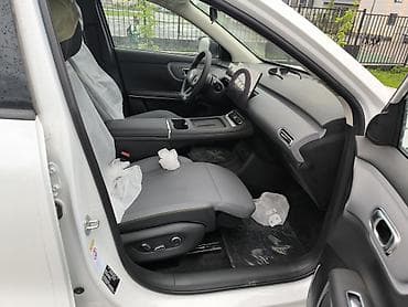 китайский кроссовер: Changan Qiyuan Q05: 2026 г., Электромобиль, Кроссовер — 6