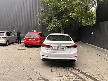 субару крострек: Hyundai Avante: 2017 г., 1.6 л, Автомат, Бензин, Седан — 2