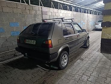 kia porter: Volkswagen Golf: 1988 г., 1.8 л, Механика, Бензин, Хэтчбэк — 8