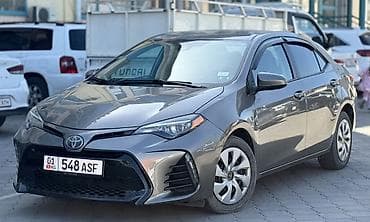 Toyota Corolla: 2018 г., 1.8 л, Автомат, Бензин, Седан