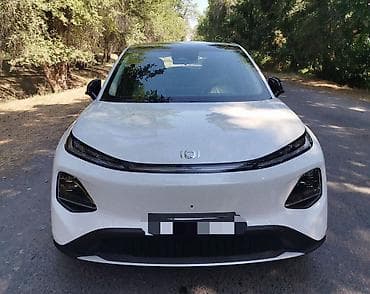 Changan Qiyuan Q05: 2026 г., Электромобиль, Лифтбек — 4