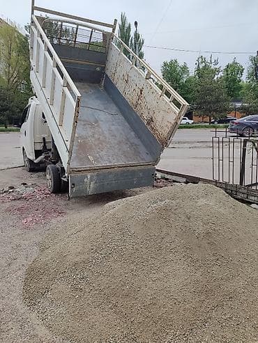 Авто кызматтары: Көмүр, кум, шагыл, кара топурак жеткирүү, ылгоо, 2 тонна — 3