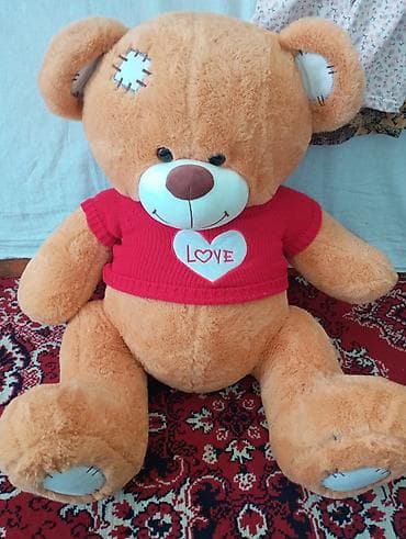 новогодние регланы: Большой плюшевый медведь в свитере.Абсолютно новый.Торг возможен - — 1