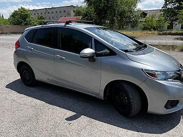 baic eu5: Honda Fit: 2019 г., 1.5 л, Автомат, Бензин, Хэтчбэк — 3
