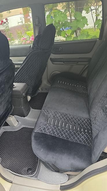 Nissan X-Trail: 2003 г., 2 л, Автомат, Бензин, Кроссовер — 6