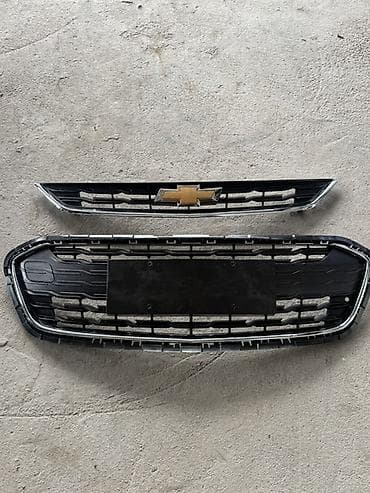 нокен: Решетка радиатора Chevrolet Оригинал — 1