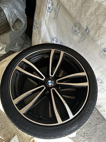 диски е30: Литые Диски R 19 BMW, Комплект, отверстий - 5, Б/у — 1