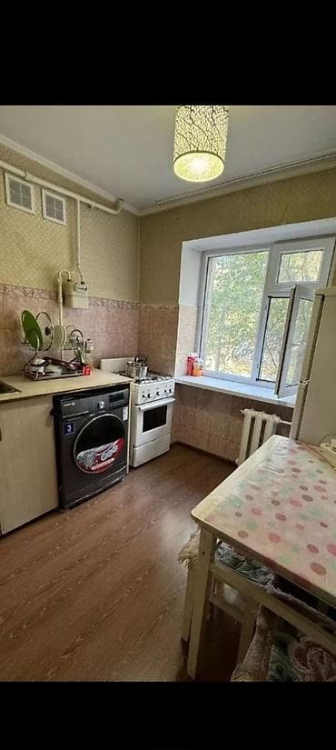 6: Сдаю квартиру Токтогула Турусбекова 1кв изолированными комнатами и — 2