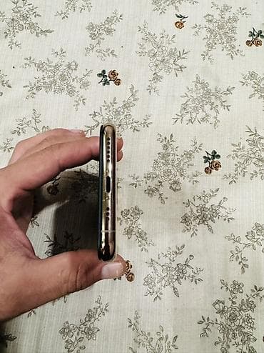 phone 1: IPhone 11 Pro, Б/у, 256 ГБ, Золотой, Чехол, Кабель, 79 % — 4