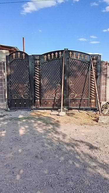 сетка железная: Кованые металлические изделия под заказ - Ворота и калитки — 2