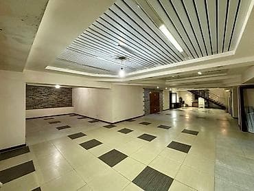 аренда мест в салоне красоты: Аренда офисов, 245 м², В жилом комплексе, С отдельным входом, С отдельным сан узлом, С последующим выкупом — 2