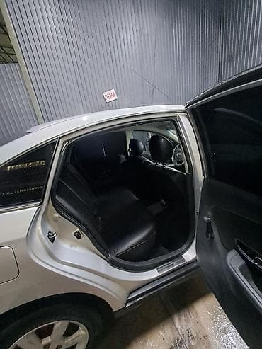 lexus lx 570 2018: Nissan Almera Classic: 2016 г., 1.6 л, Механика, Бензин, Седан — 5