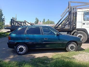 Opel Astra: 1995 г., 1.6 л, Механика, Бензин, Хэтчбэк — 1