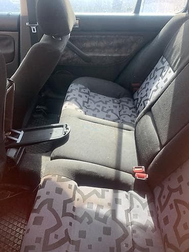 Продажа авто: Volkswagen Golf: 2008 г., 1.8 л, Автомат, Бензин, Хэтчбэк — 6