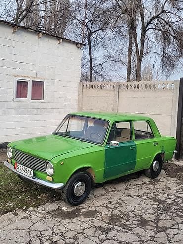 ВАЗ (ЛАДА): ВАЗ (ЛАДА) 2101: 1986 г., 1.3 л, Механика, Бензин, Седан — 1