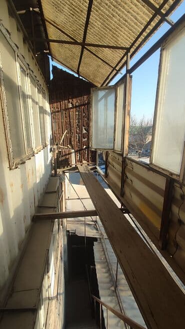 срочно продаю в связи с переездом: 3 комнатный дом + здание с производственно-складским потенциалом — 16