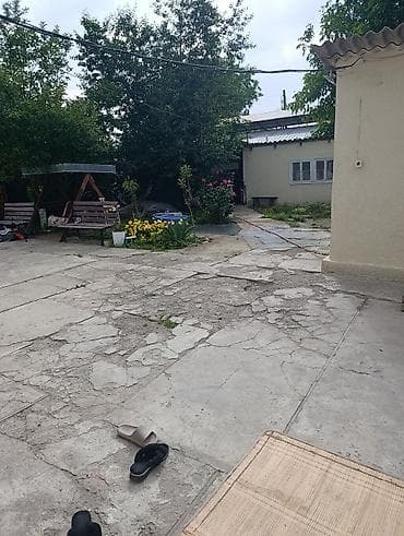 строим дом: Продаётся жилой дом с дворовой территорией. Основные особенности: - — 7