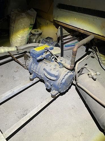 холодильные шкафы: Агрегат компрессоры и конденсаторы есть два комплекта Есть варианты на — 2