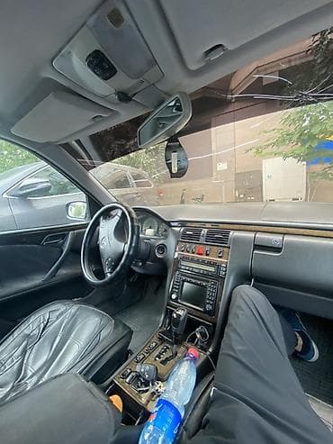 w210 e320: Mercedes-Benz E-Class: 2001 г., 3.2 л, Автомат, Бензин, Седан — 5