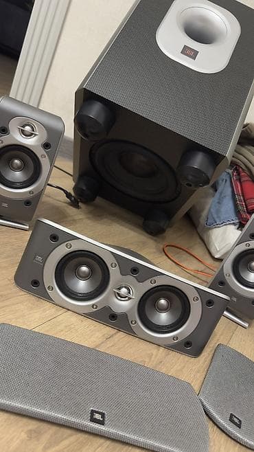 колонка gbl: JBL цена 30000сом — 3