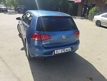 Volkswagen Golf: 2013 г., 1.2 л, Механика, Бензин, Хэтчбэк