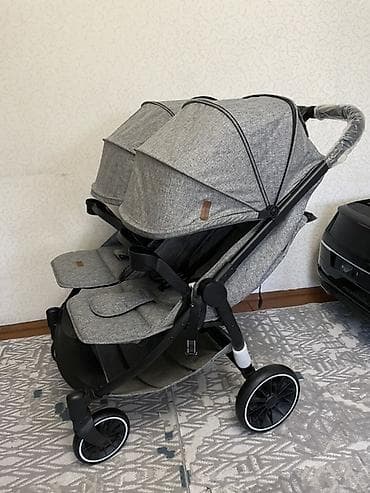 вела каляска: Коляска, Другой бренд, цвет - Серебристый, Новый, Бесплатная доставка — 1