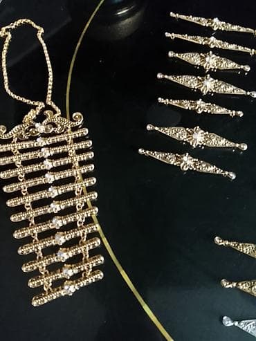 nike react: Кавказские женские аксессуары в этническом стиле. Состав: - Изящные — 3