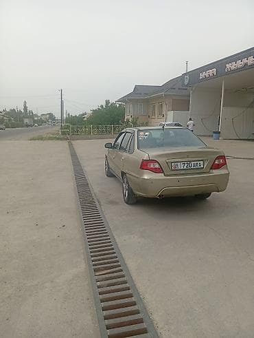 Транспорт: Daewoo Nexia: 2010 г., 1.6 л, Кол менен иштөөчү, Бензин, Седан — 4
