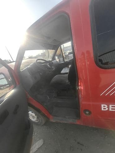 Ford Transit: 1997 г., 2.5 л, Механика, Дизель, Минивэн