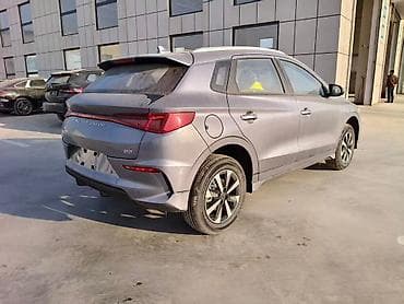 чери рич: BYD E2: 2025 г., 0.1 л, Автомат, Электромобиль, Хэтчбэк — 5