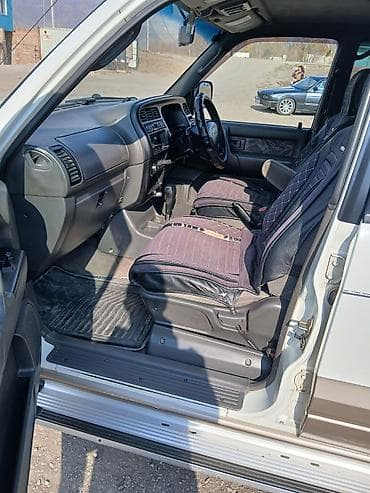 домкраты для авто: Isuzu Bighorn: 2000 г., 2.9 л, Автомат, Дизель, Внедорожник — 6